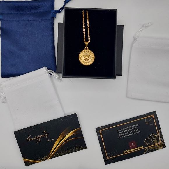 18K Gold Plated "Supernatural" Cat Pendant Necklace - Picture 3 of 13